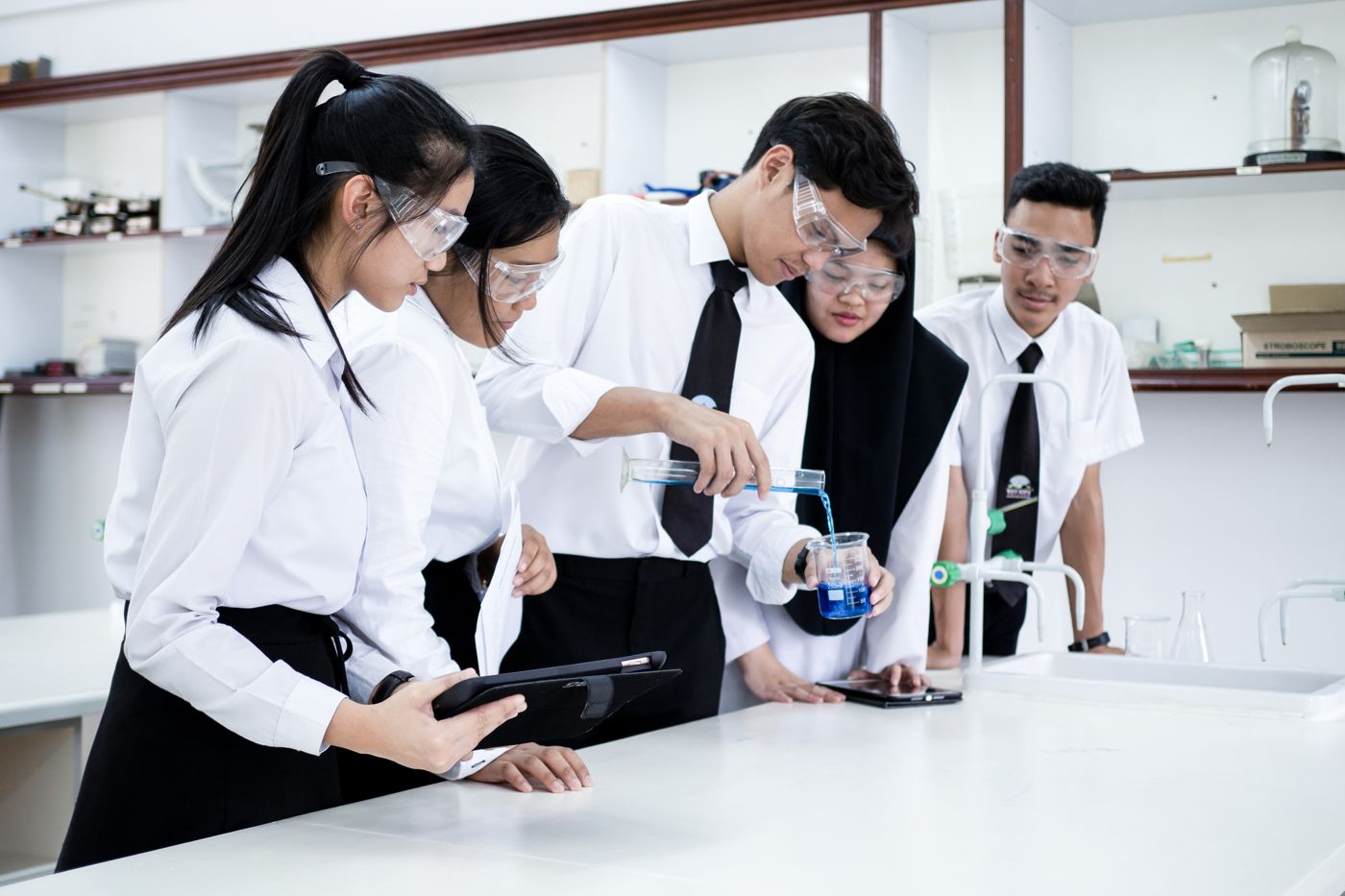 ワディ・ソフィア・インターナショナルスクール: Students in classroom